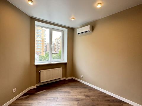 квартира за адресою Корольова вул., 4