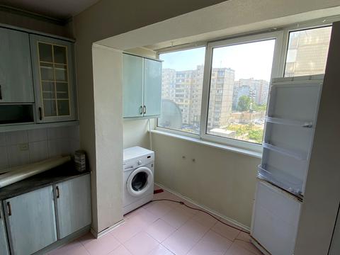 квартира за адресою Київ, Лариси Руденко вул., 3-Б