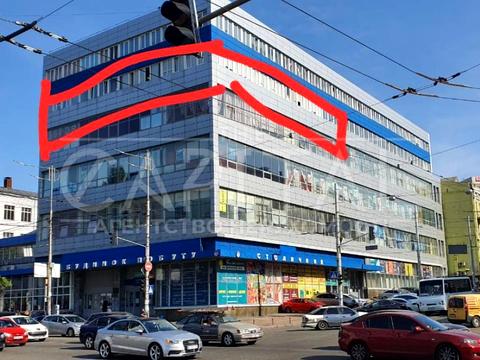 комерційна за адресою Жилянська вул., 128/28