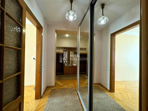 квартира за адресою Хрещатик вул. (Kreschatic), 25