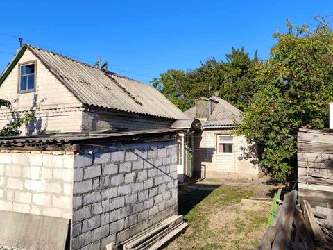будинок за адресою смт. Яворницьке (Іларіонове), Максима Поліщука