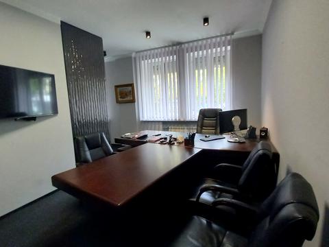 коммерческая по адресу Печерский спуск, 18
