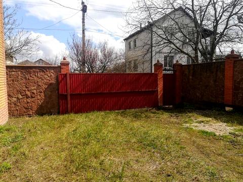 будинок за адресою с. Вишеньки, Садова вул.