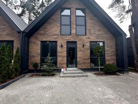 будинок за адресою Шляхова, 10