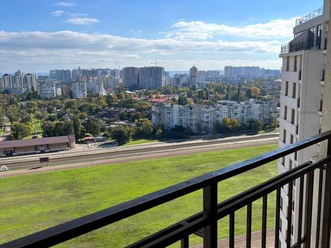 квартира за адресою Краснова вул., 3