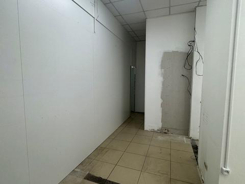 комерційна за адресою Бориса Гмирі вул., 4