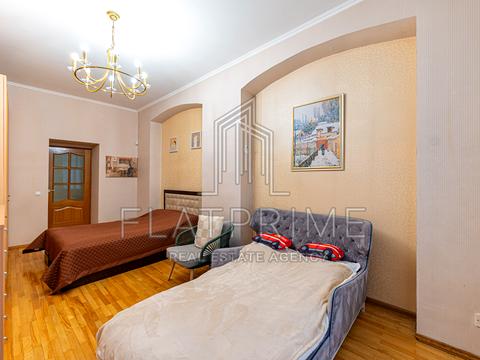 квартира за адресою Назарівська вул. (Вєтрова), 9