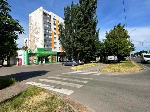 комерційна за адресою Чигиринська вул., 40