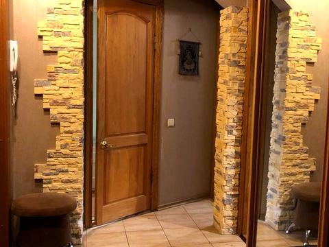 квартира за адресою Київ, Драгоманова вул., 25