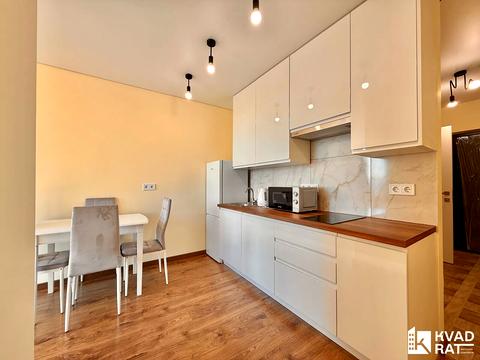 квартира за адресою Романа Левицького вул., 12
