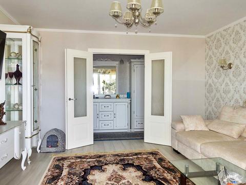 квартира по адресу Героев Полка "Азов ул. (Малиновского маршала), 25