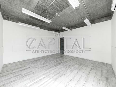 коммерческая по адресу Кловский спуск, 7