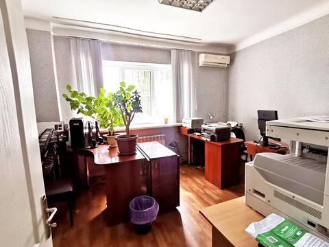 коммерческая по адресу Независимой Украины ул. (40 лет Советской Украины), 31