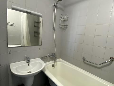 квартира за адресою Героїв Дніпра вул., 42