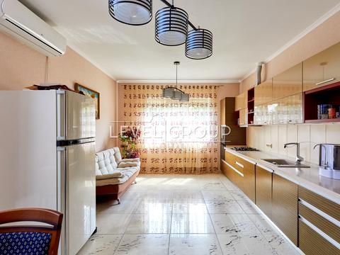 будинок за адресою Блакитна