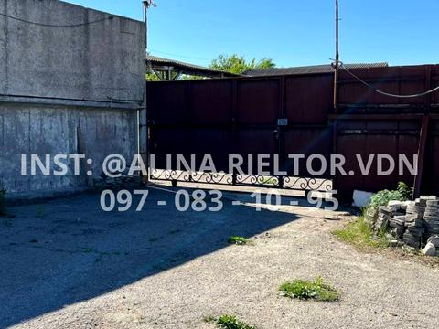 комерційна за адресою Ливарна вул., 34