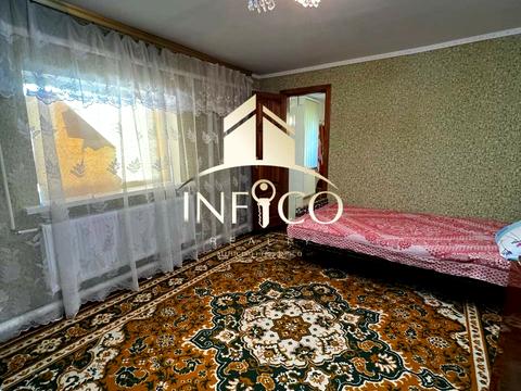 будинок за адресою Комарова, 27
