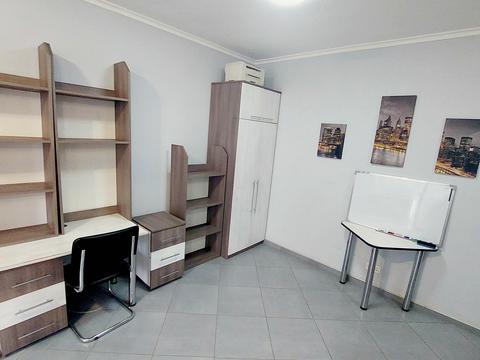 комерційна за адресою Михайла Бойчука вул. (Кіквідзе), 14