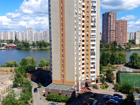 квартира по адресу Драгоманова ул., 1-Г