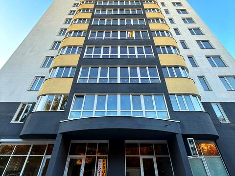комерційна за адресою Благовісна, 210
