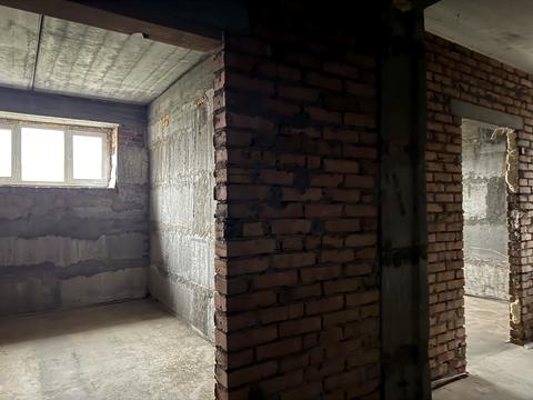 комерційна за адресою Лесі Українки бульв., 14б