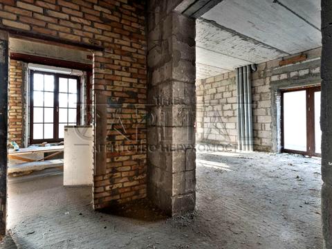 будинок за адресою с. Нові Безрадичі, Сонячна