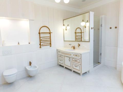 будинок за адресою Уютна, 8