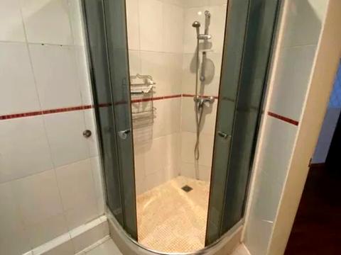 квартира за адресою Драгоманова вул., 1-Б