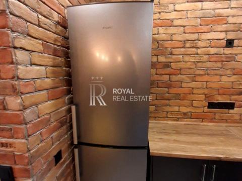 коммерческая по адресу Павла Тычины просп., 18-Б