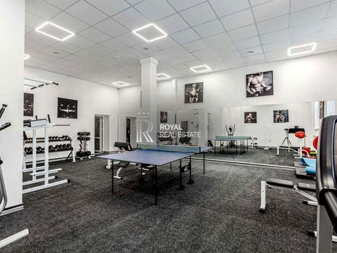 комерційна за адресою Вадима Гетьмана вул., 2