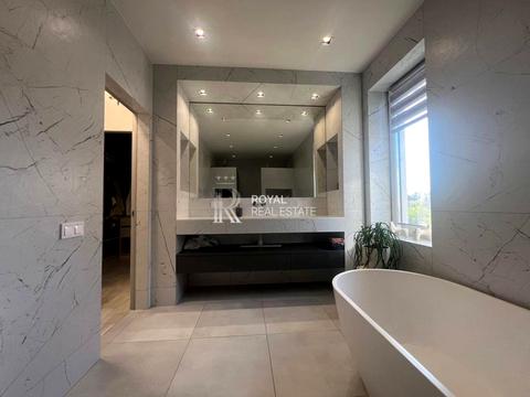 дом по адресу трояндова, 1