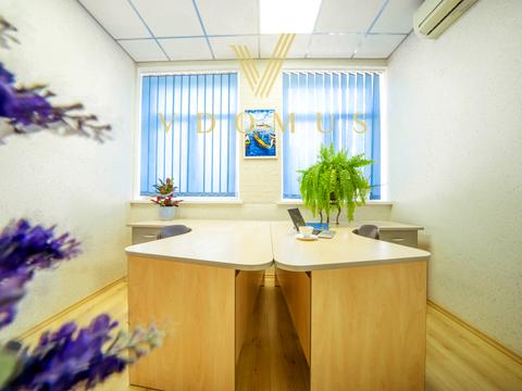 комерційна за адресою Кудрявський узвіз, 3-А