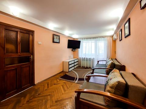 квартира за адресою Олександра Лазаревського вул. (Мініна), 2