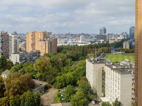квартира за адресою Лабораторний пров., 6