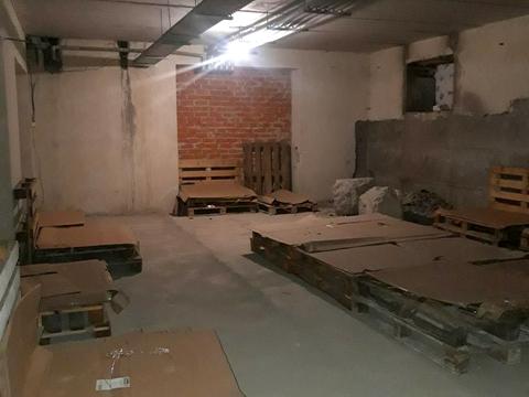 коммерческая по адресу Європейська пл., 2