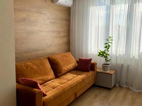 квартира за адресою Академіка Глушкова просп., 139