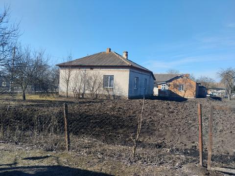 дом по адресу Шкільна