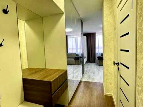 квартира за адресою Героїв Небесної Сотні просп., 16/10