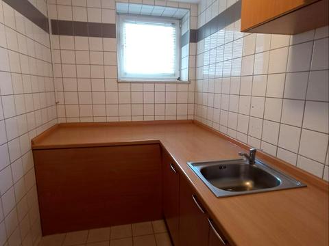 коммерческая по адресу Большая Васильковская ул. (Красноармейская), 8