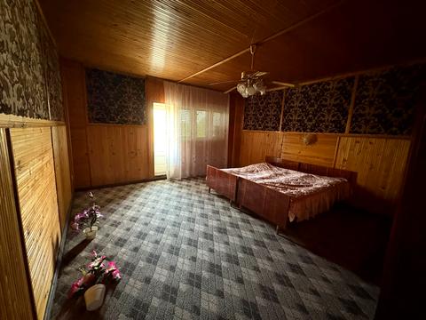 будинок за адресою с. Великі Лучки, Миру вул.