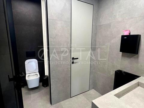 комерційна за адресою Красилівська вул., 9