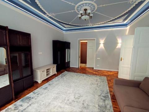 квартира по адресу Александера Фредро ул., 4