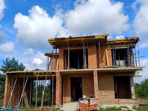 дом по адресу ---