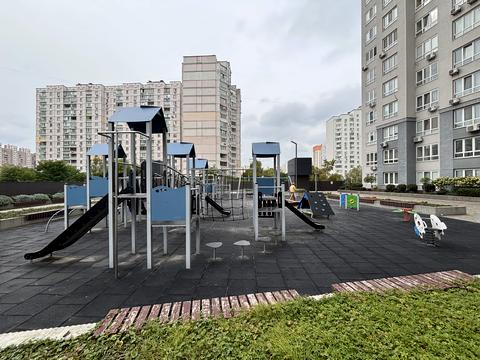 квартира за адресою Драгоманова вул., 10