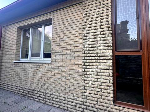 будинок за адресою Лабораторна вул., 16