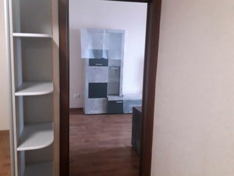 квартира за адресою Миколи Вінграновського вул., 2