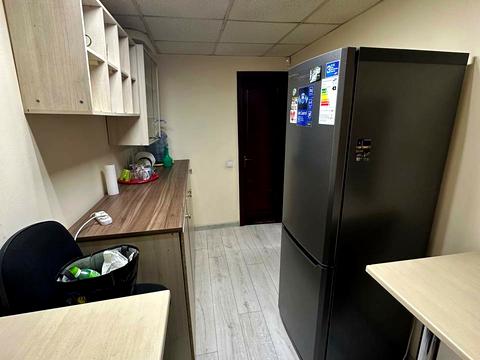 коммерческая по адресу Володимира Вернадського ул. (Дзержинського), 19/21