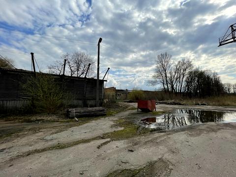 комерційна за адресою Любецька вул., 180