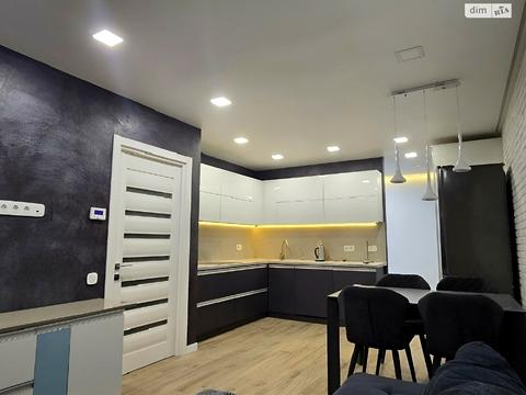 квартира за адресою Крушельницької вул., 35