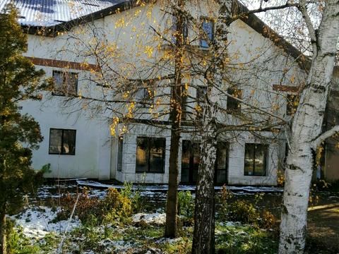 коммерческая по адресу Б.Хмельницького, 90